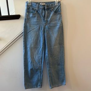 Madewell Slim Wide leg crop jeans in size 25